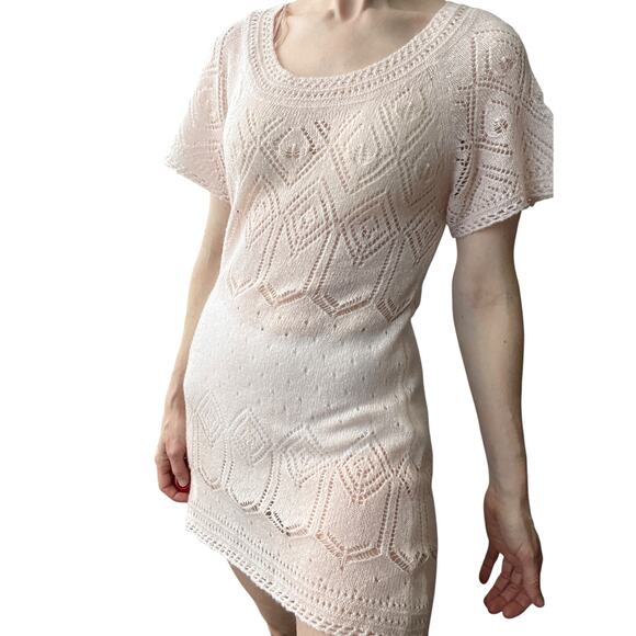H&M Dresses & Skirts - Vintage‎ H&M knit dress pink knit vintage crochet